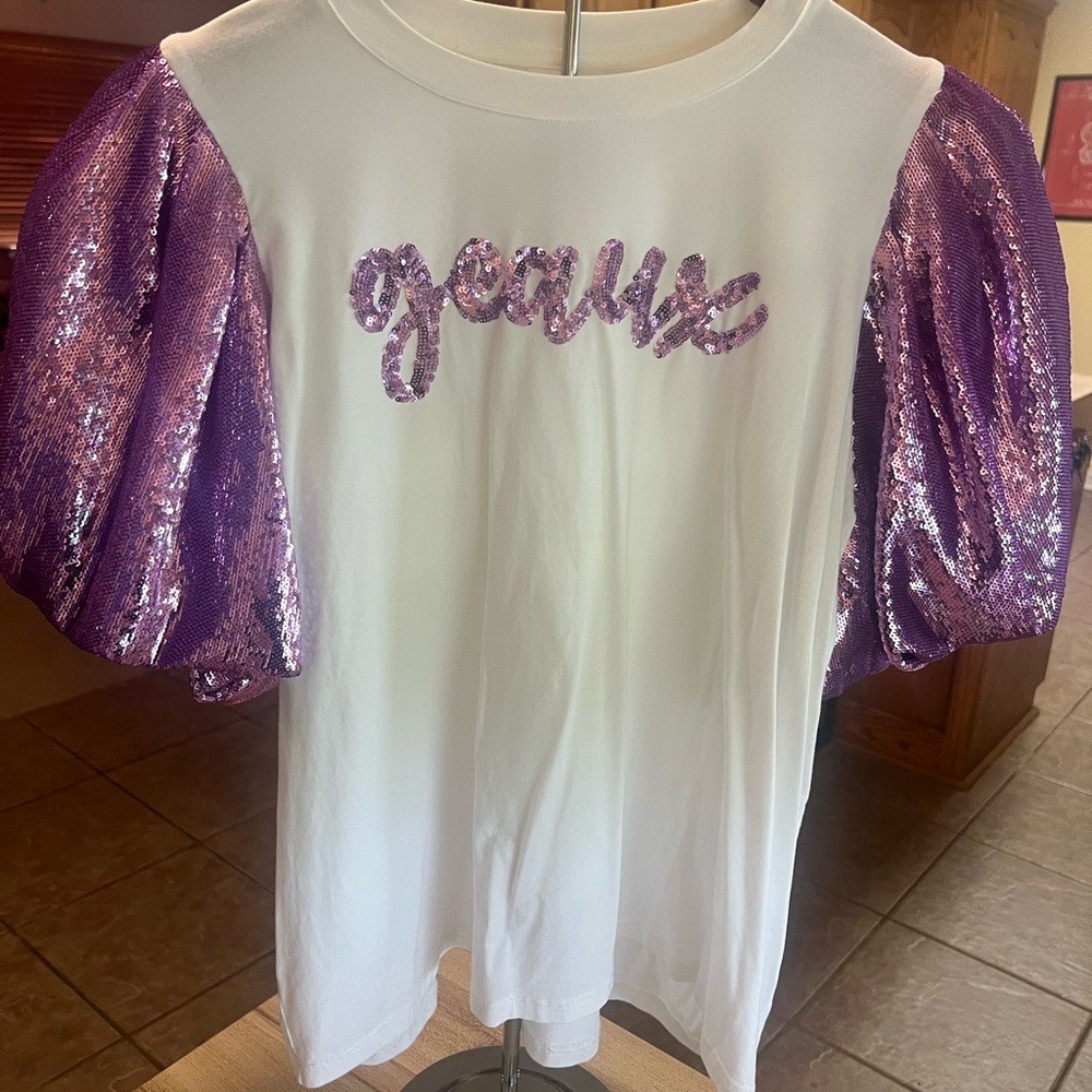 QUEEN OF SPARKLES White Top with Purple Sequin Sleeves